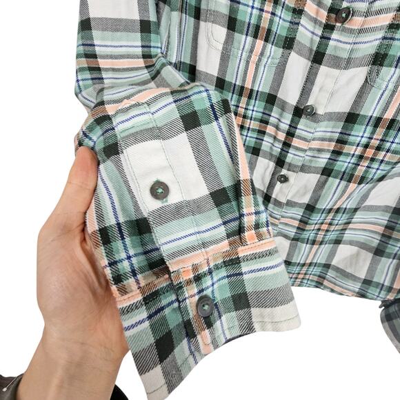 Simms Womens Flannel Shirt Plaid Size M Gorpcore Outdoor Weekend Vibes Fishing - Picture 4 of 8